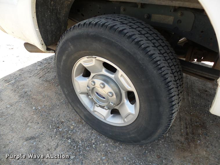 image for item DB0203 2012 Ford F250 Super Duty XLT SuperCab pickup truck