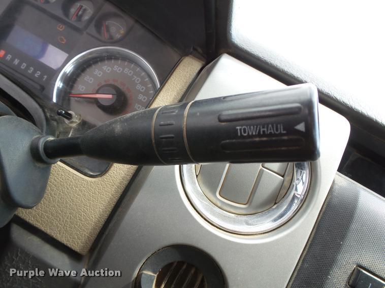 image for item DB0204 2010 Ford F150 XLT SuperCab pickup truck