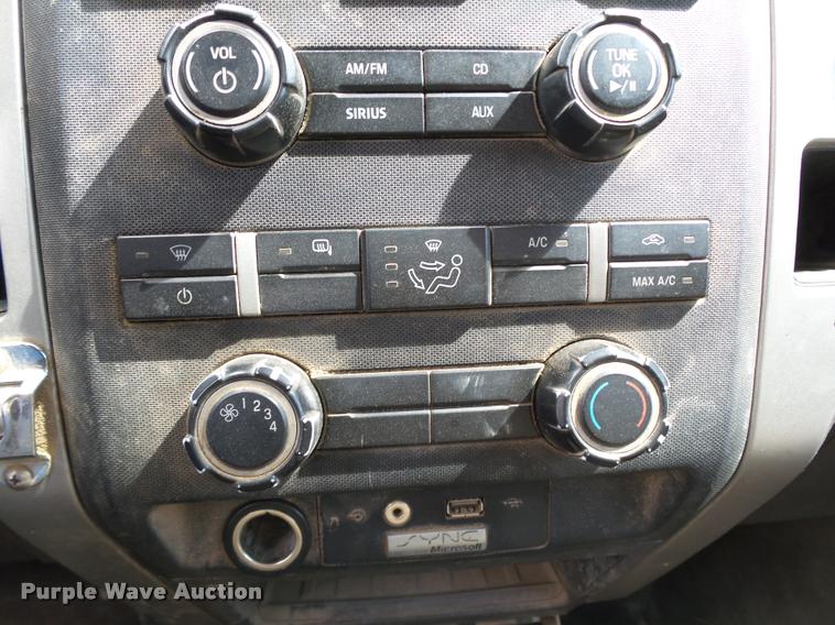 image for item DB0204 2010 Ford F150 XLT SuperCab pickup truck