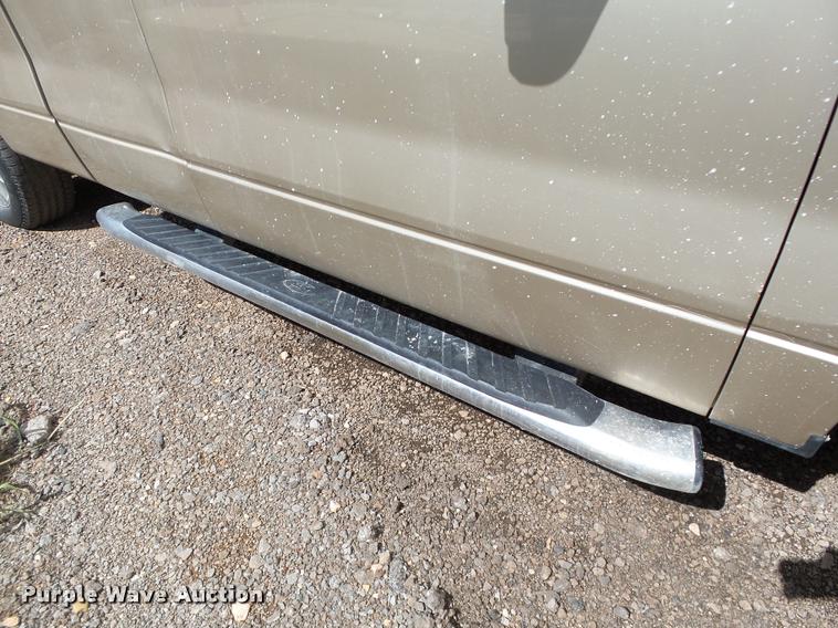 image for item DB0204 2010 Ford F150 XLT SuperCab pickup truck