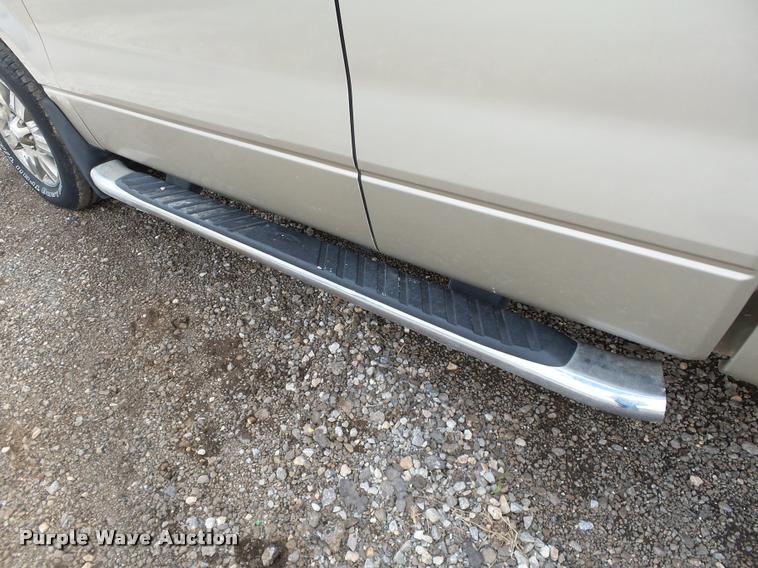 image for item DB0204 2010 Ford F150 XLT SuperCab pickup truck