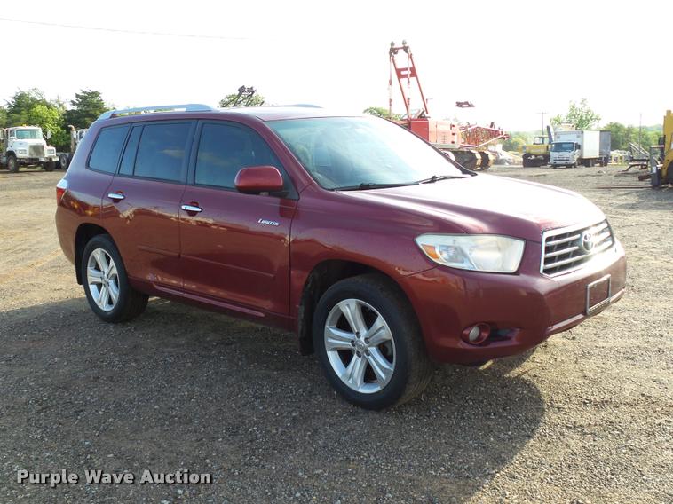 image for item DB0210 2008 Toyota Highlander Limited SUV