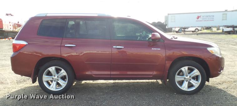 image for item DB0210 2008 Toyota Highlander Limited SUV