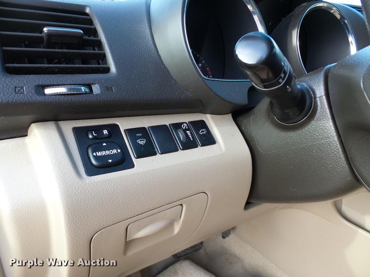 image for item DB0210 2008 Toyota Highlander Limited SUV