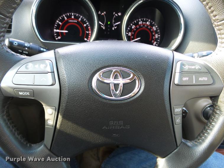 image for item DB0210 2008 Toyota Highlander Limited SUV