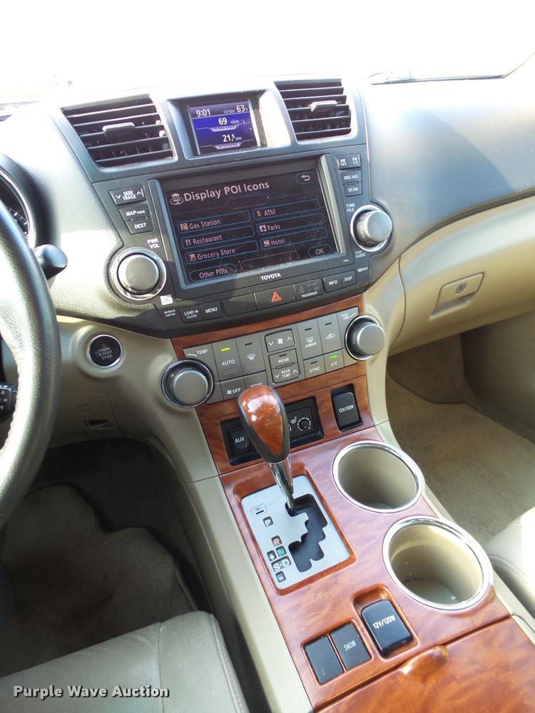 image for item DB0210 2008 Toyota Highlander Limited SUV