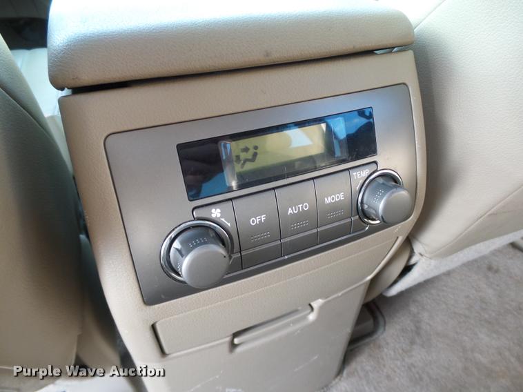 image for item DB0210 2008 Toyota Highlander Limited SUV