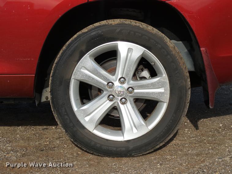 image for item DB0210 2008 Toyota Highlander Limited SUV