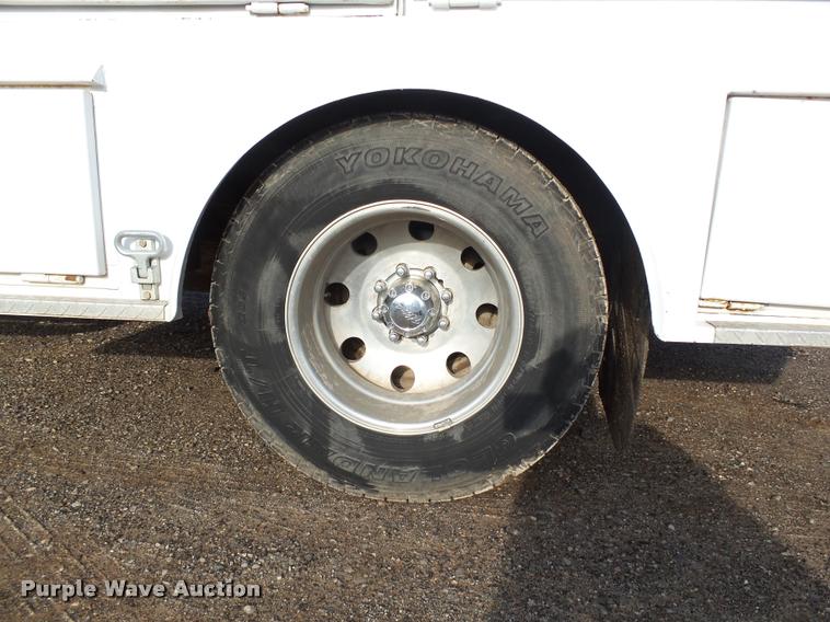 image for item DB0211 2009 Chevrolet Silverado 3500HD LT Ext. Cab flatbed pickup truck