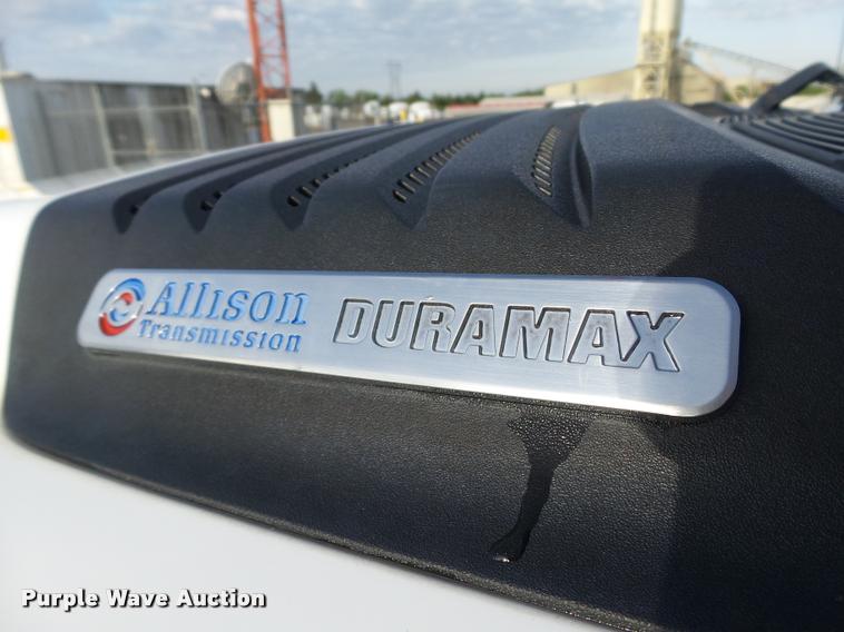 image for item DB0211 2009 Chevrolet Silverado 3500HD LT Ext. Cab flatbed pickup truck