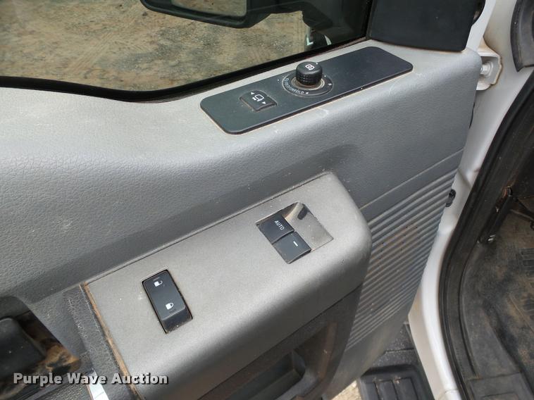 image for item DB0240 2012 Ford F250 Super Duty XLT FX4 SuperCab pickup truck