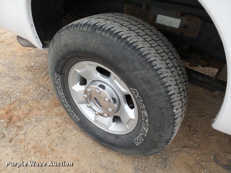 image for item DB0240 2012 Ford F250 Super Duty XLT FX4 SuperCab pickup truck