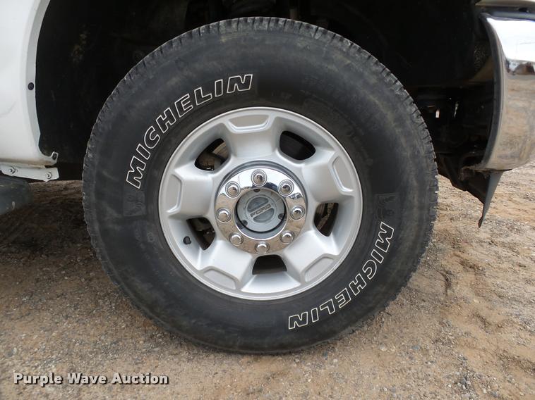 image for item DB0240 2012 Ford F250 Super Duty XLT FX4 SuperCab pickup truck