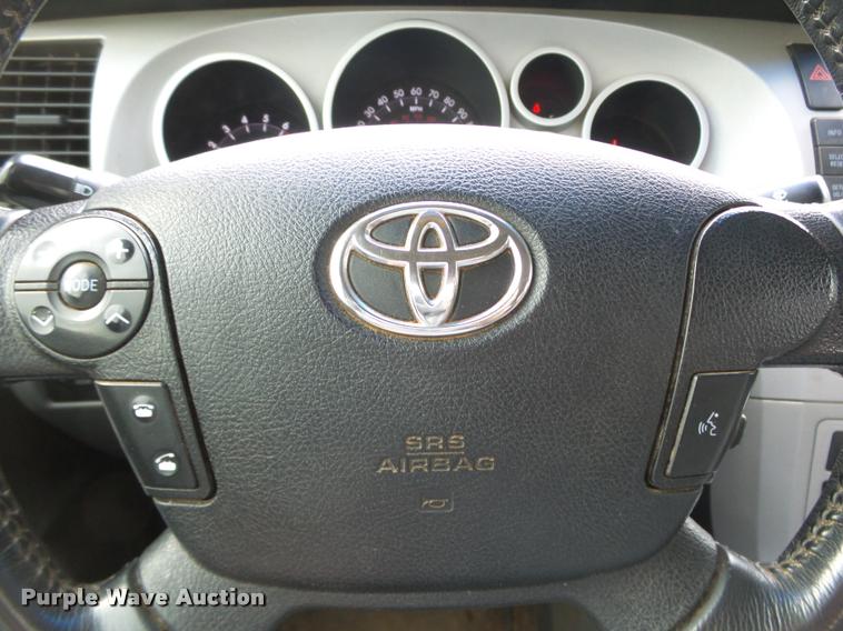 image for item DB0245 2008 Toyota Tundra Limited CrewMax pickup truck