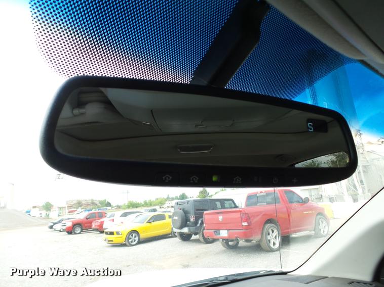 image for item DB0245 2008 Toyota Tundra Limited CrewMax pickup truck