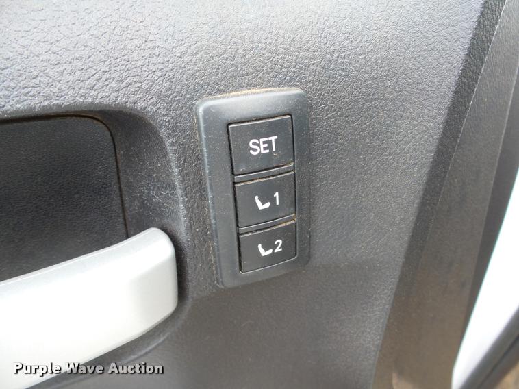 image for item DB0245 2008 Toyota Tundra Limited CrewMax pickup truck