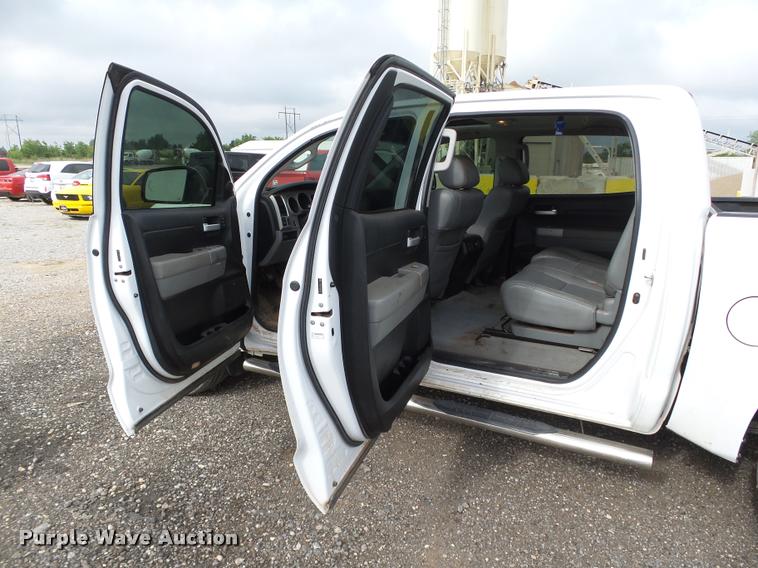 image for item DB0245 2008 Toyota Tundra Limited CrewMax pickup truck