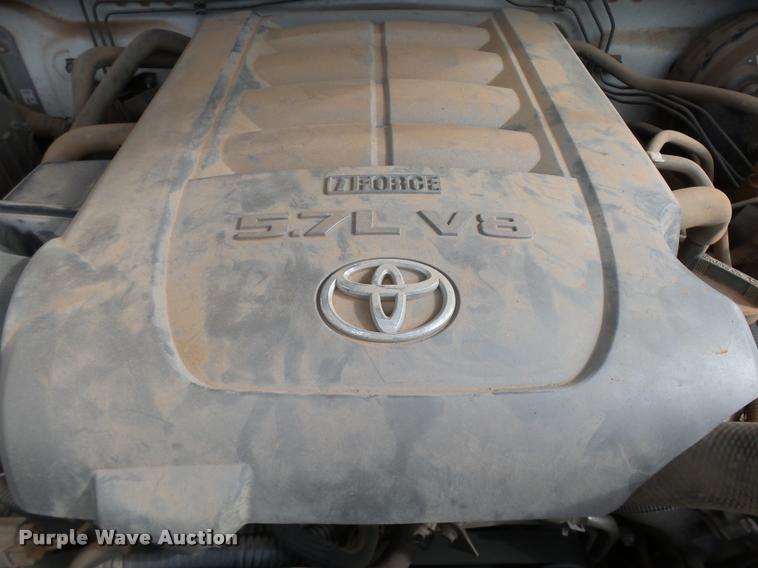 image for item DB0245 2008 Toyota Tundra Limited CrewMax pickup truck
