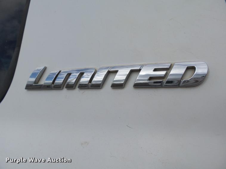 image for item DB0245 2008 Toyota Tundra Limited CrewMax pickup truck