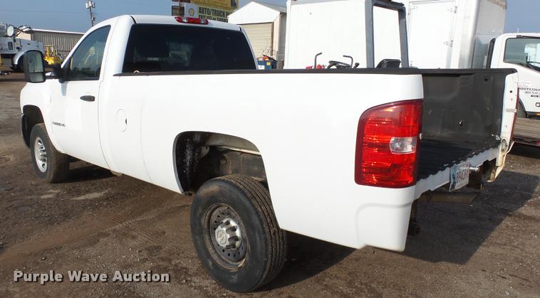 image for item DB0246 2007 Chevrolet Silverado 2500HD pickup truck