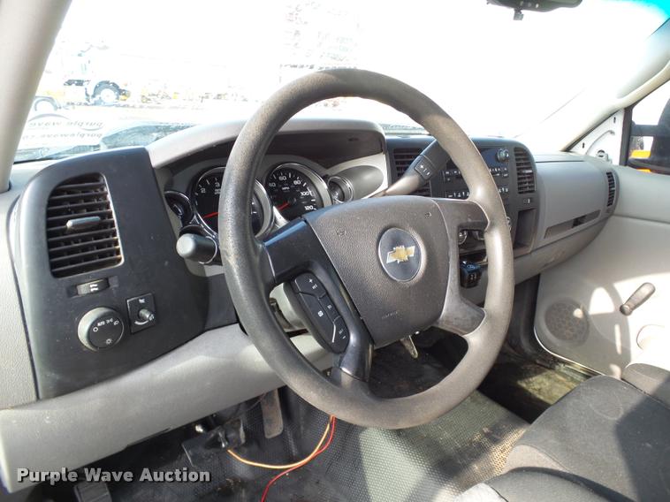 image for item DB0246 2007 Chevrolet Silverado 2500HD pickup truck