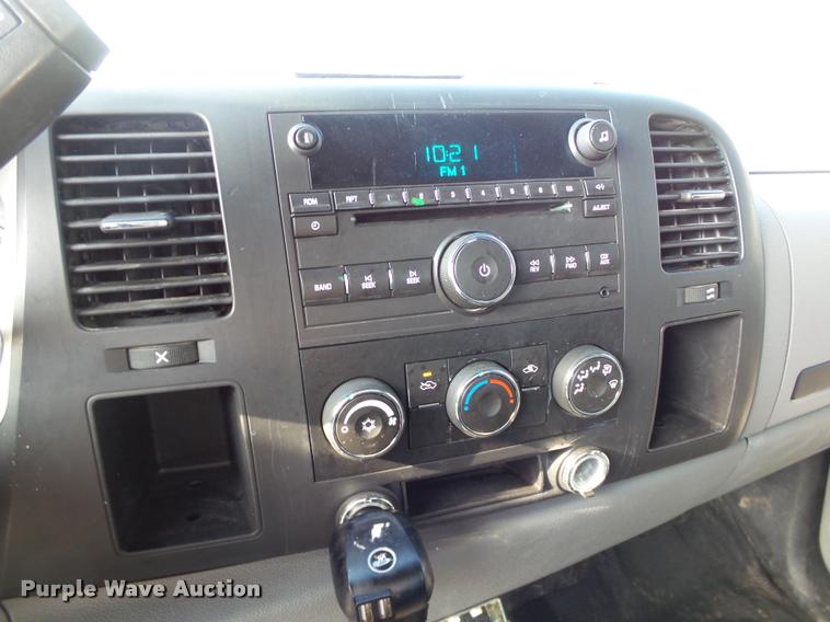 image for item DB0246 2007 Chevrolet Silverado 2500HD pickup truck