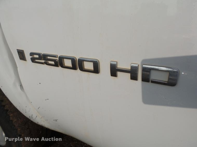 image for item DB0246 2007 Chevrolet Silverado 2500HD pickup truck