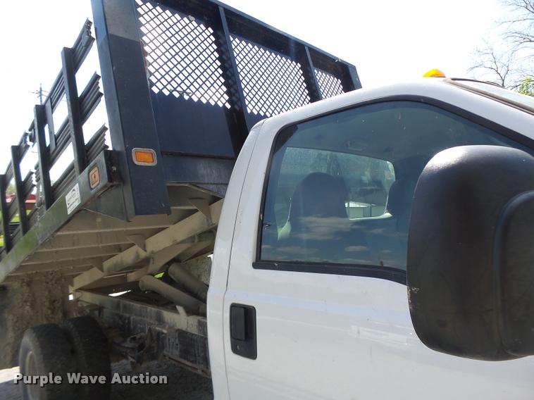 image for item DB1307 2004 Ford F350 flat dump bed pickup truck