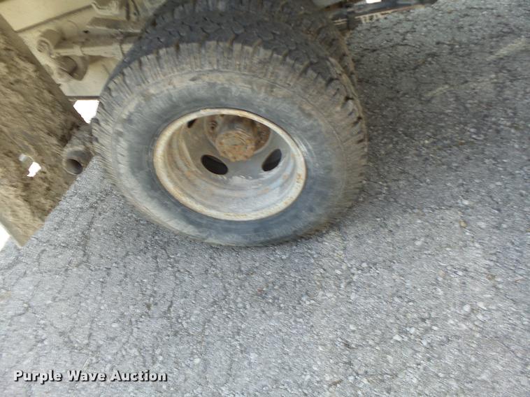 image for item DB1307 2004 Ford F350 flat dump bed pickup truck