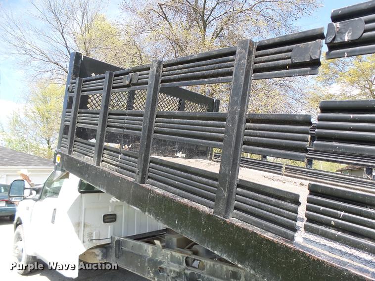 image for item DB1307 2004 Ford F350 flat dump bed pickup truck