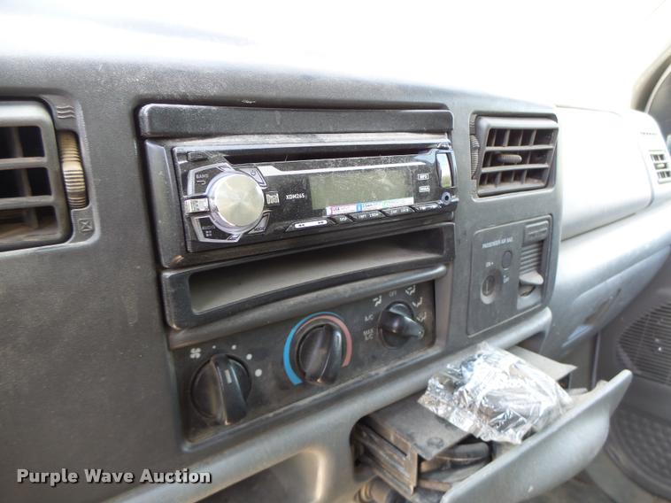 image for item DB1307 2004 Ford F350 flat dump bed pickup truck