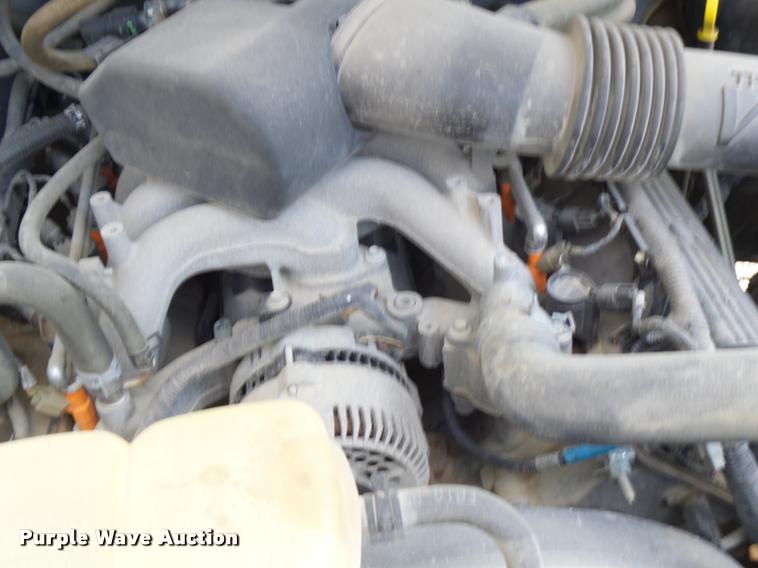 image for item DB1307 2004 Ford F350 flat dump bed pickup truck