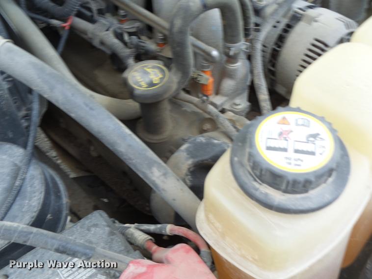 image for item DB1307 2004 Ford F350 flat dump bed pickup truck