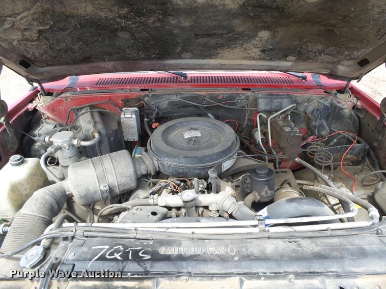 image for item DB2528 1989 Chevrolet Cheyenne 3500 Crew Cab pickup truck cab and chassis