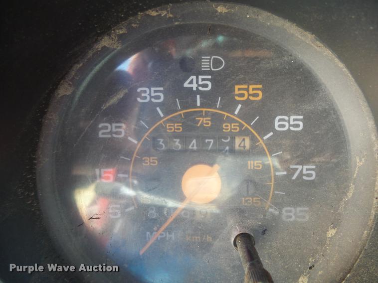 image for item DB2528 1989 Chevrolet Cheyenne 3500 Crew Cab pickup truck cab and chassis