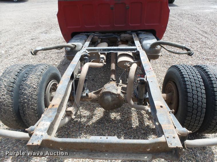 image for item DB2528 1989 Chevrolet Cheyenne 3500 Crew Cab pickup truck cab and chassis