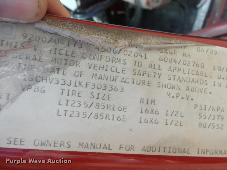 image for item DB2528 1989 Chevrolet Cheyenne 3500 Crew Cab pickup truck cab and chassis