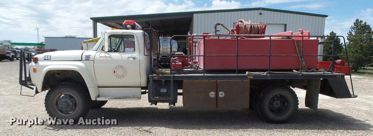 image for item DB2529 1979 Ford F600 fire truck