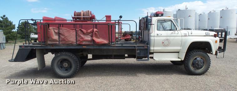 image for item DB2529 1979 Ford F600 fire truck