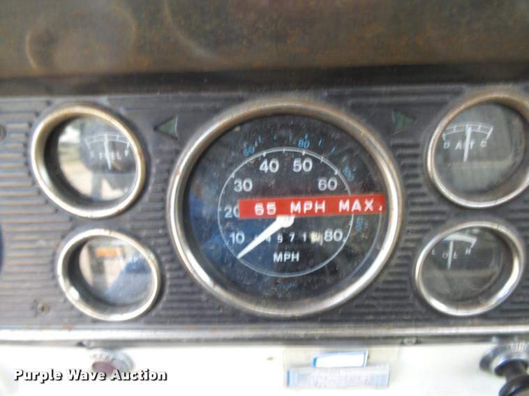 image for item DB2529 1979 Ford F600 fire truck