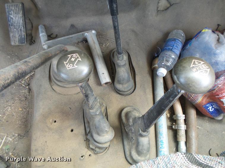 image for item DB2529 1979 Ford F600 fire truck