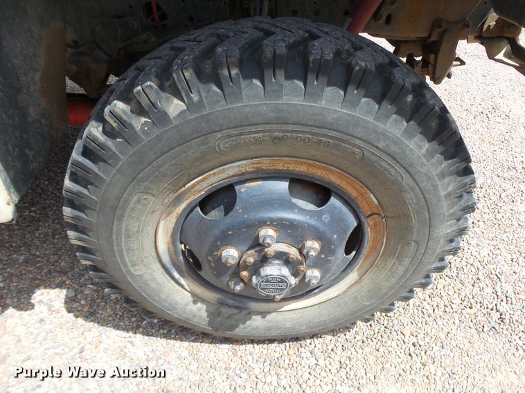 image for item DB2529 1979 Ford F600 fire truck