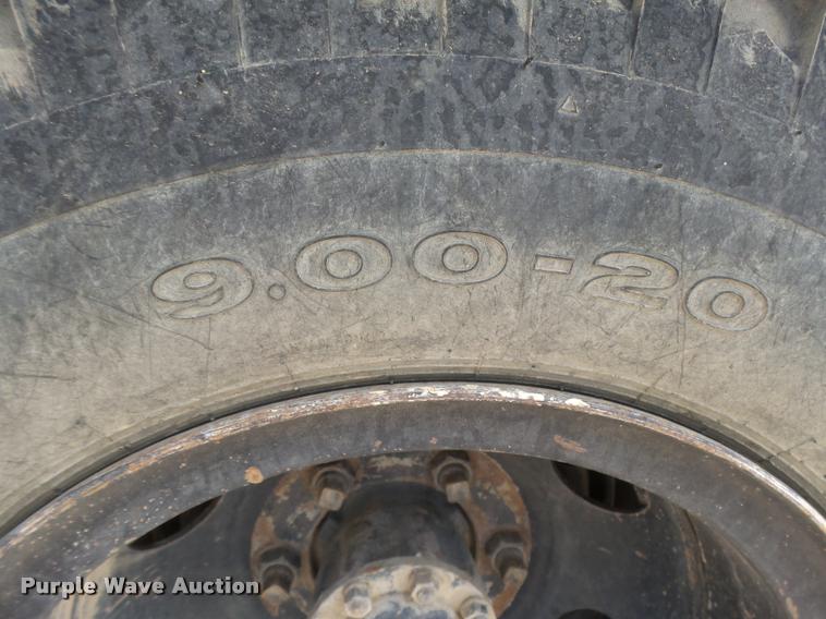 image for item DB2529 1979 Ford F600 fire truck