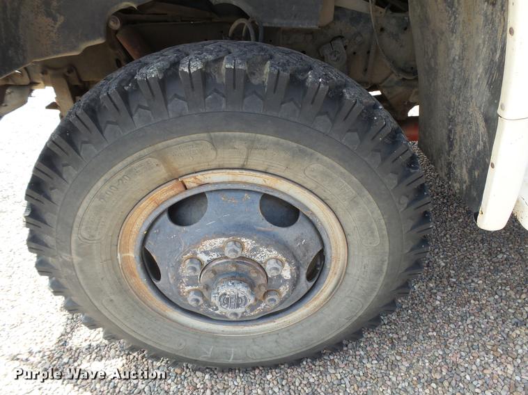 image for item DB2529 1979 Ford F600 fire truck