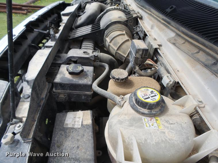 image for item DB2535 2008 Ford E350 Super Duty XL van
