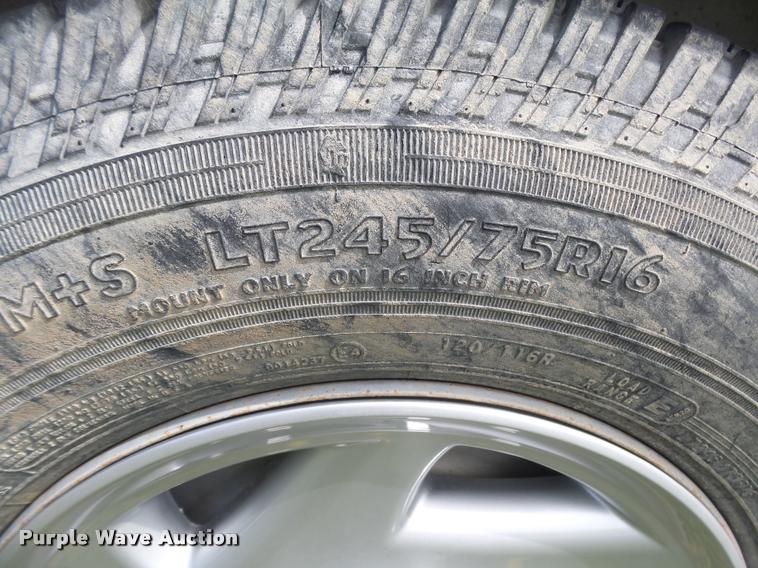 image for item DB2535 2008 Ford E350 Super Duty XL van