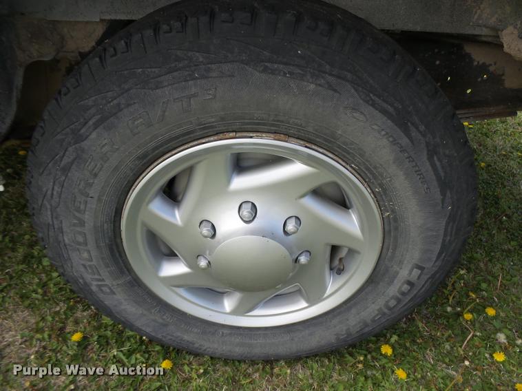 image for item DB2535 2008 Ford E350 Super Duty XL van