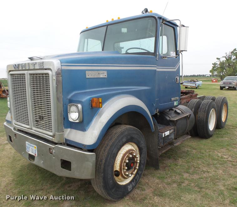 image for item DB2540 1978 White Road Boss semi truck
