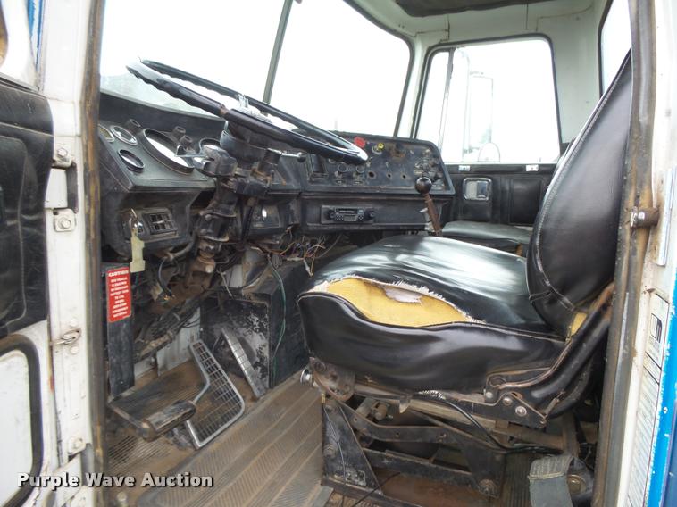 image for item DB2540 1978 White Road Boss semi truck