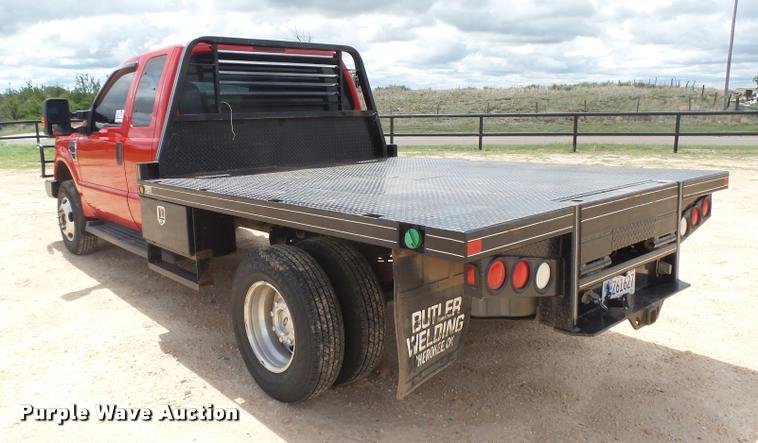 image for item DB2547 2008 Ford F350 XLT Super Duty SuperCab flatbed pickup truck